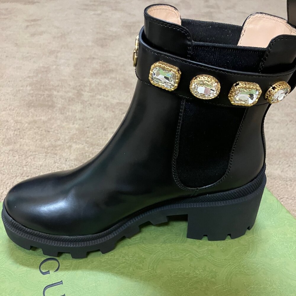 NIB Gucci Crystal GG Trip Chelsea Lug Sole Leather Ankle Boots Size 37